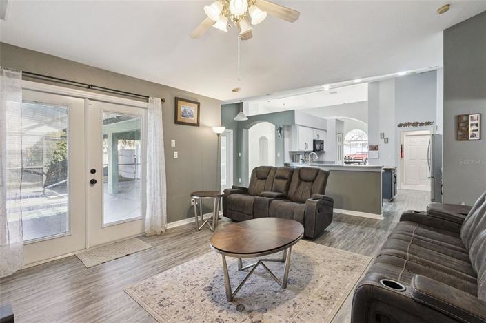 Image No.14-4 Bed House for sale