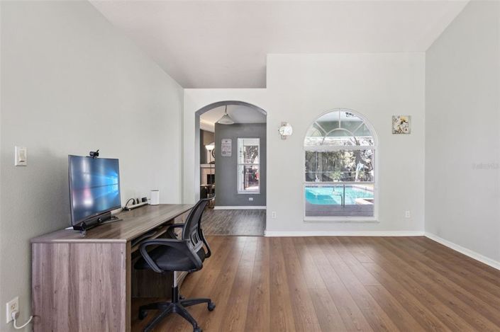 Image No.7-4 Bed House for sale