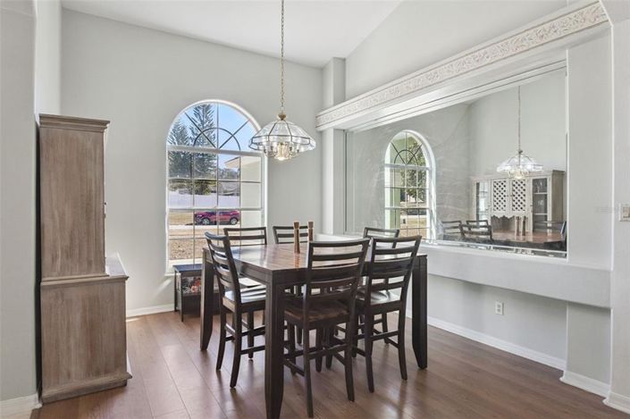 Image No.9-4 Bed House for sale