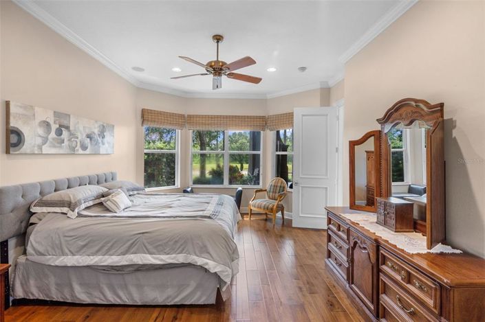 Image No.18-3 Bed House for sale