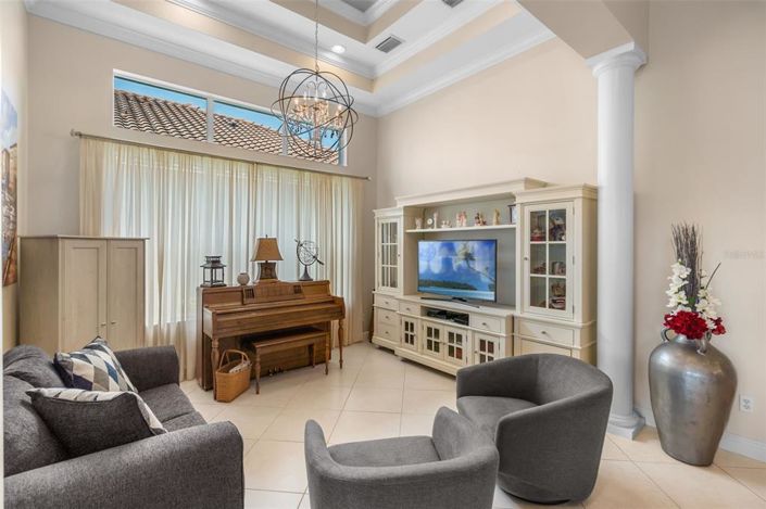 Image No.6-3 Bed House for sale