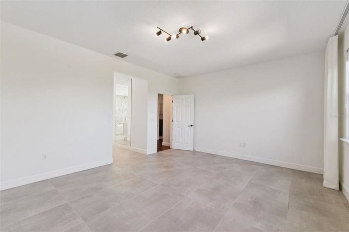 Image No.39-Maison de 4 chambres à vendre à Saint John