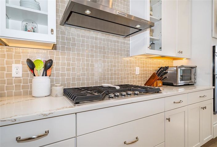 Image No.19-4 Bed House for sale