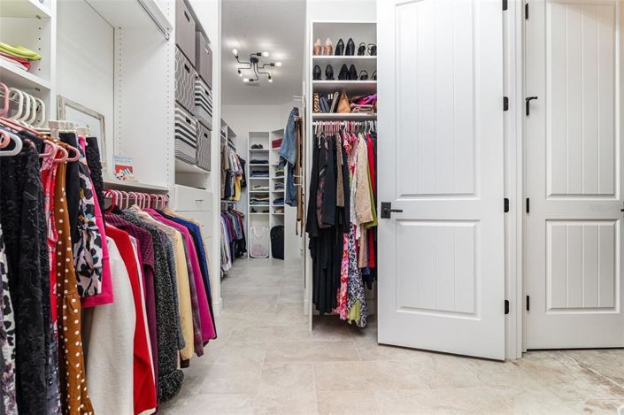 Image No.22-5 Bed House for sale