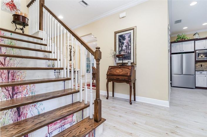 Image No.24-5 Bed House for sale