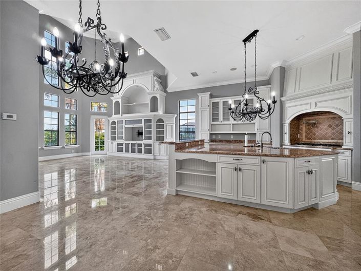 Image No.10-4 Bed House for sale