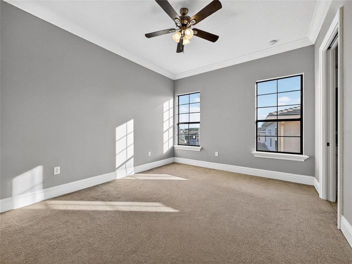 Image No.22-4 Bed House for sale