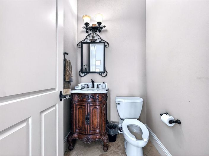Image No.27-4 Bed House for sale