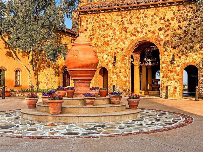 Image No.43-4 Bed House for sale