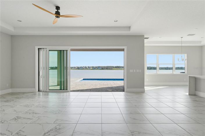 Image No.4-Maison de 4 chambres à vendre à Saint John