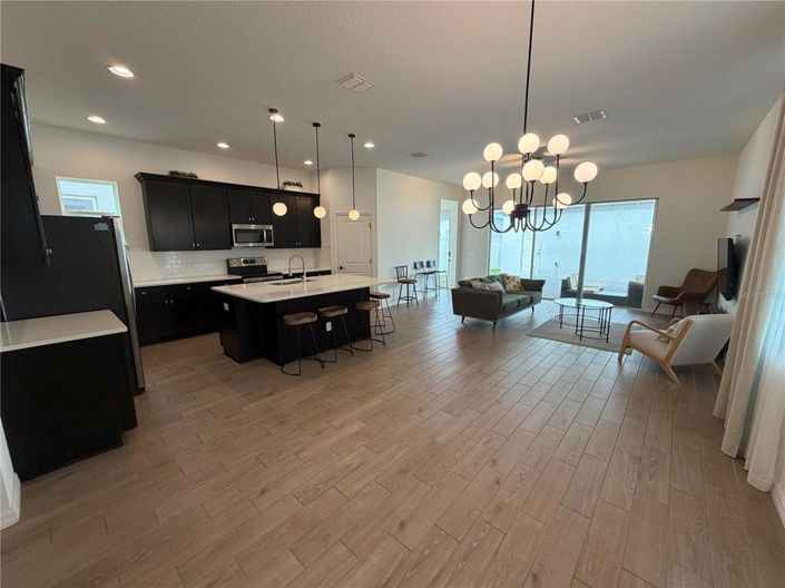 Image No.16-4 Bed House for sale