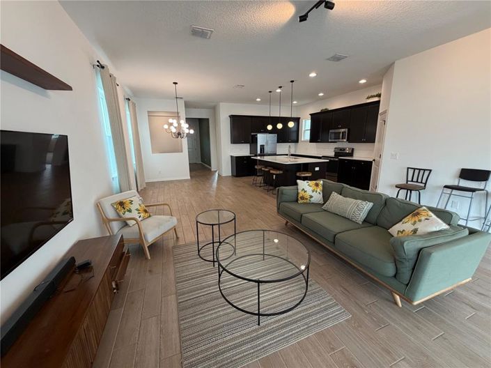 Image No.24-4 Bed House for sale