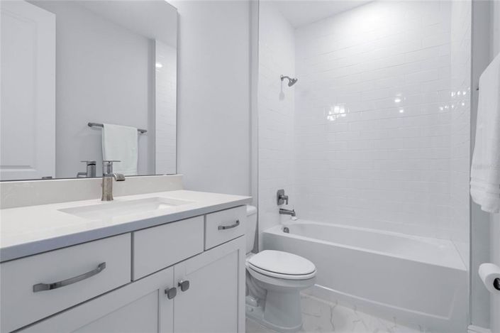 Image No.23-4 Bed House for sale