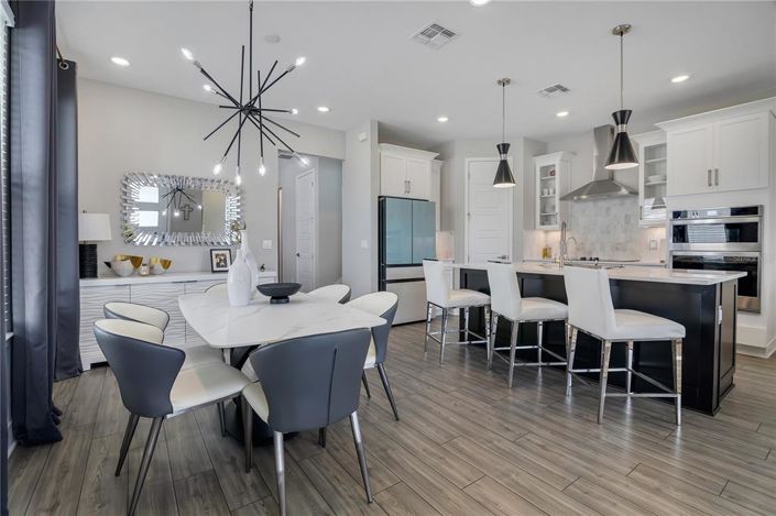 Image No.10-4 Bed House for sale