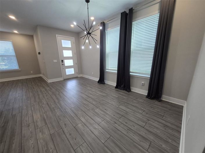 Image No.11-4 Bed House for sale