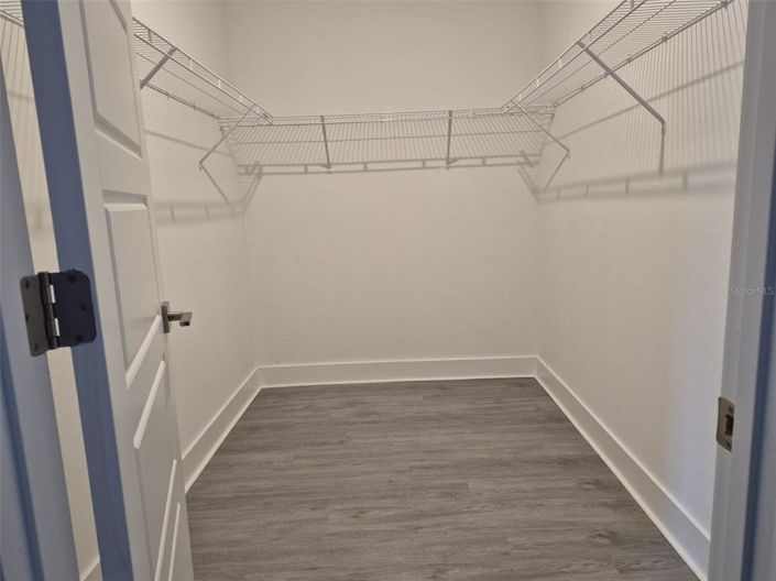 Image No.16-4 Bed House for sale