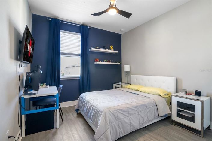 Image No.21-4 Bed House for sale