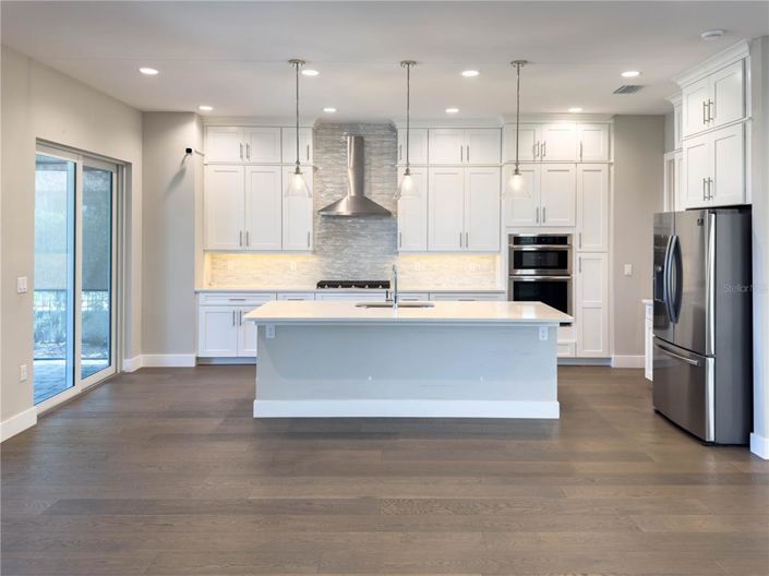 Image No.15-4 Bed House for sale