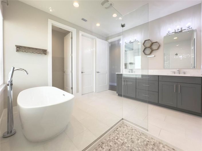 Image No.30-4 Bed House for sale