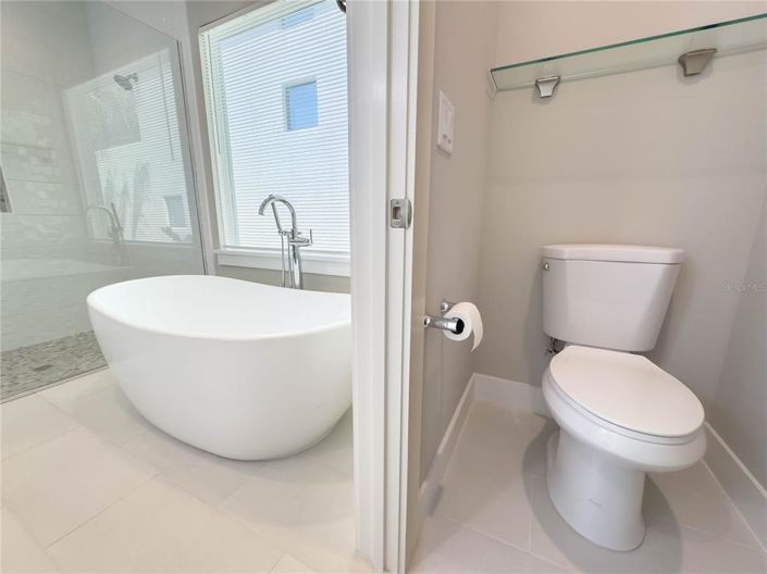 Image No.33-4 Bed House for sale