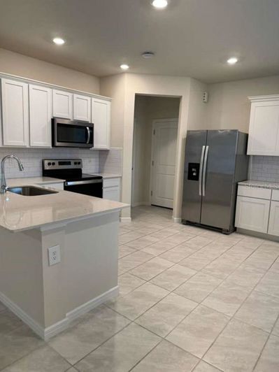 Image No.11-3 Bed Townhouse for sale