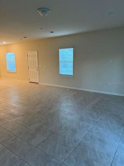 Image No.18-3 Bed Townhouse for sale