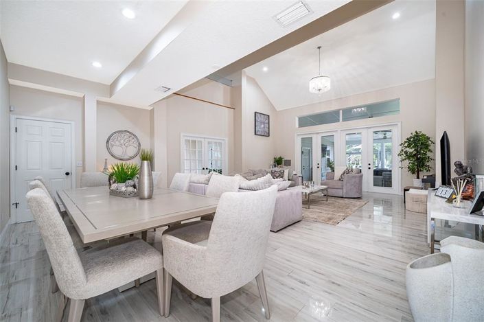 Image No.10-5 Bed House for sale