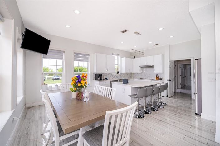 Image No.17-5 Bed House for sale