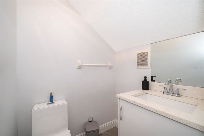 Image No.45-5 Bed House for sale