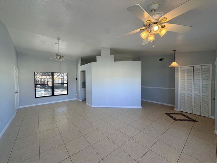 Image No.14-4 Bed House for sale