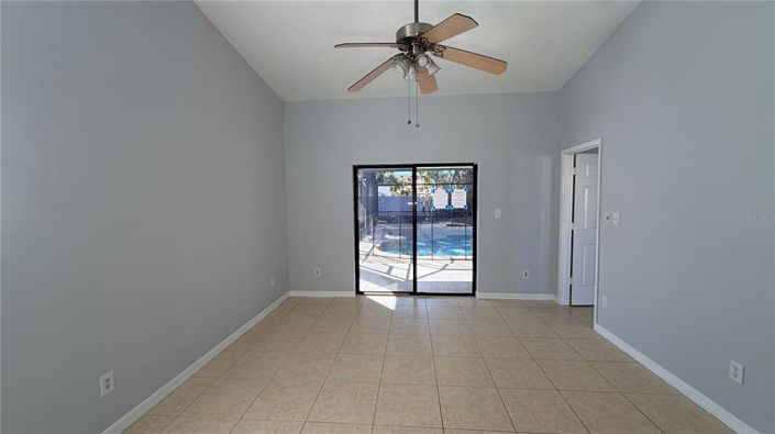 Image No.26-4 Bed House for sale