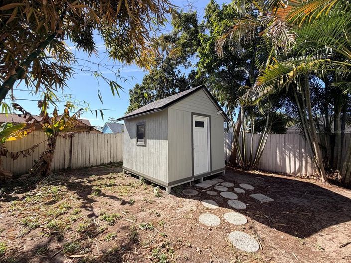 Image No.39-4 Bed House for sale