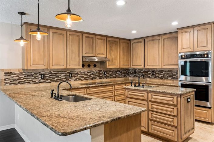 Image No.14-4 Bed House for sale