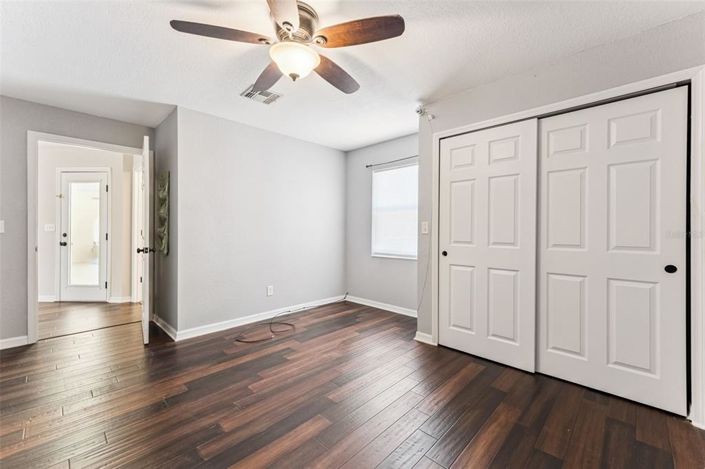 Image No.24-4 Bed House for sale