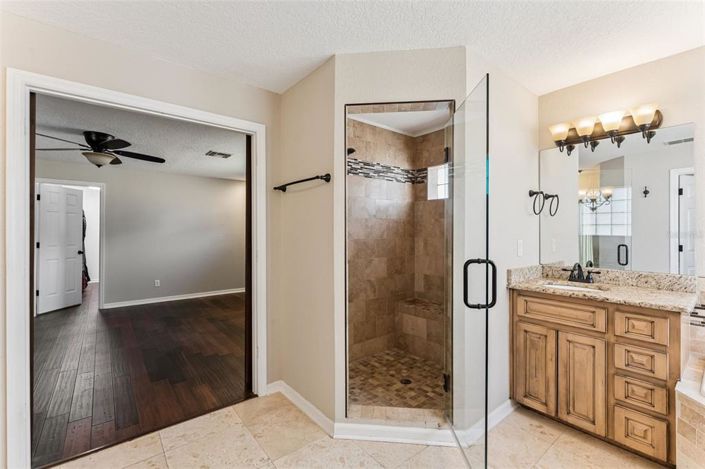 Image No.27-4 Bed House for sale