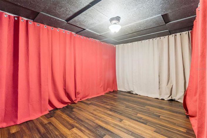 Image No.35-4 Bed House for sale