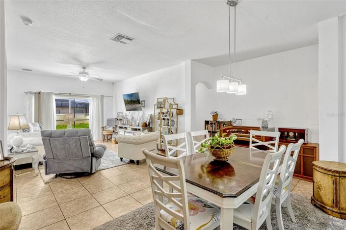 Image No.11-4 Bed House for sale