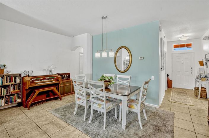 Image No.9-4 Bed House for sale