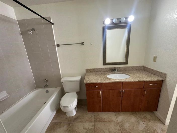 Image No.15-Appartement de 2 chambres à vendre à Saint John