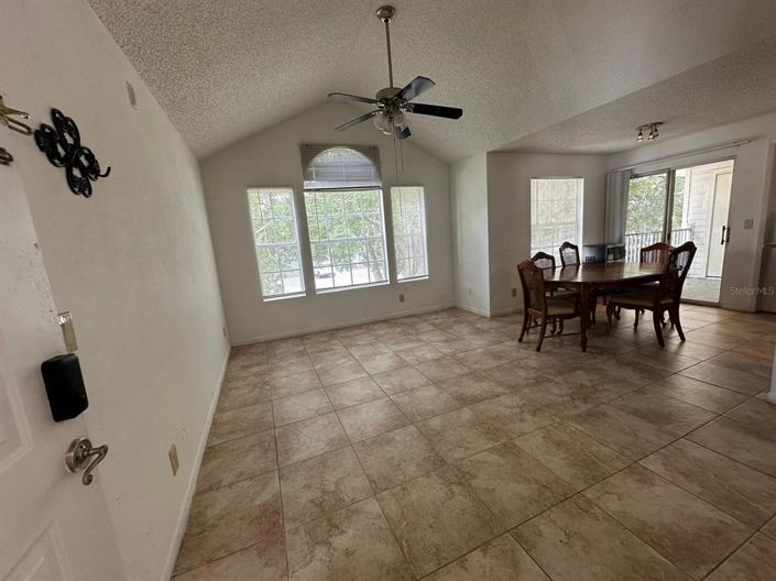 Image No.5-Appartement de 2 chambres à vendre à Saint John