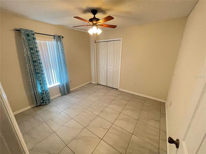 Image No.11-3 Bed House for sale