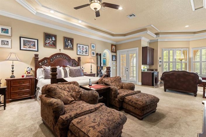 Image No.20-5 Bed House for sale