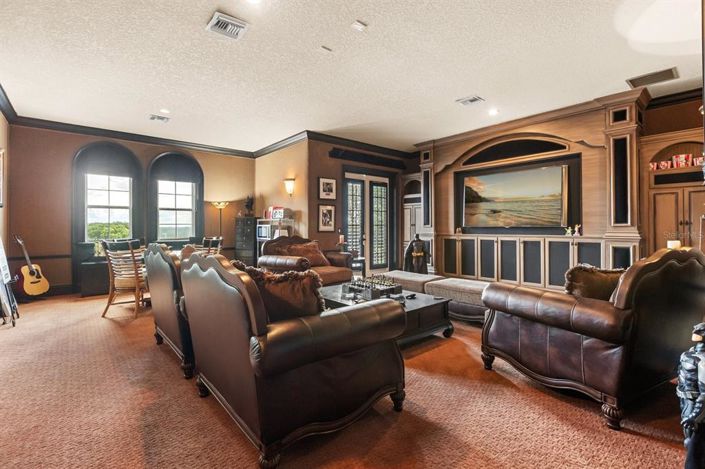 Image No.48-5 Bed House for sale