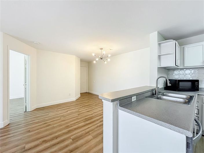 Image No.12-Appartement de 2 chambres à vendre à Saint John