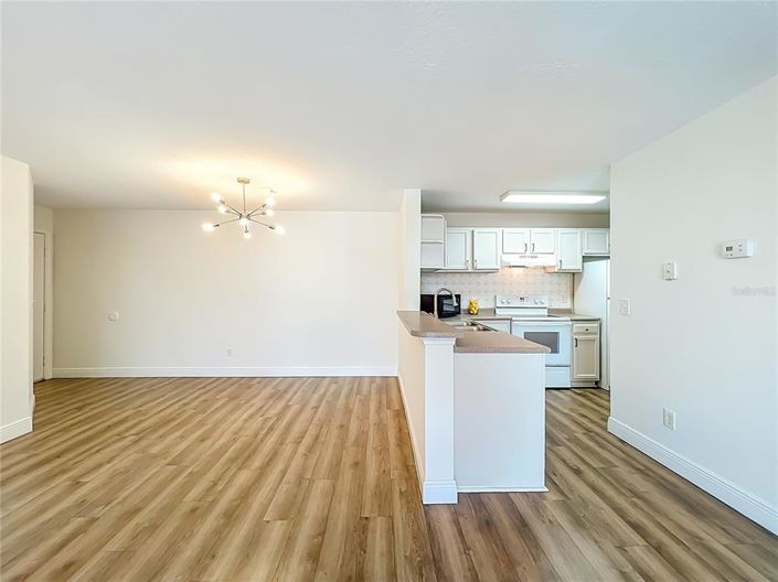 Image No.6-Appartement de 2 chambres à vendre à Saint John