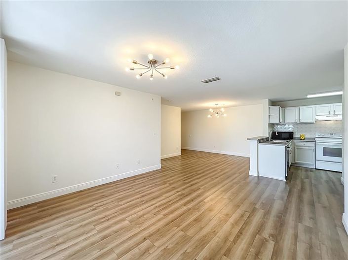 Image No.9-Appartement de 2 chambres à vendre à Saint John