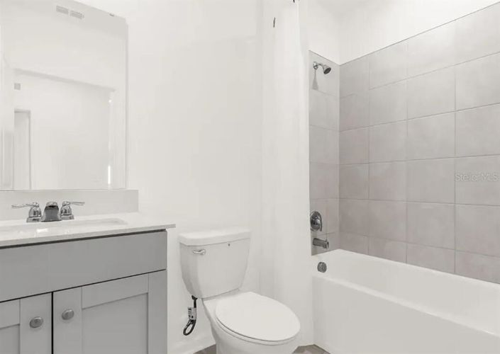 Image No.12-3 Bed House for sale