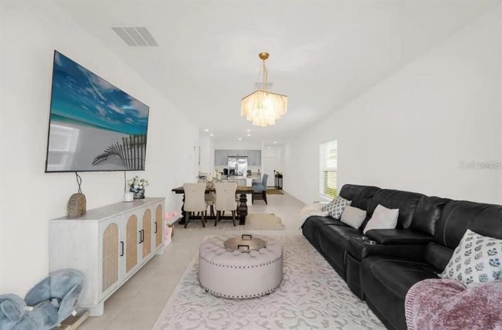 Image No.7-3 Bed House for sale