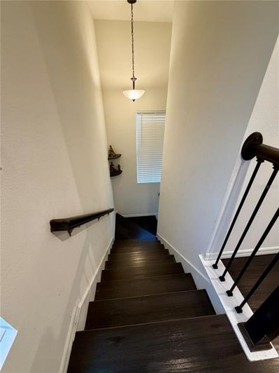 Image No.17-3 Bed House for sale