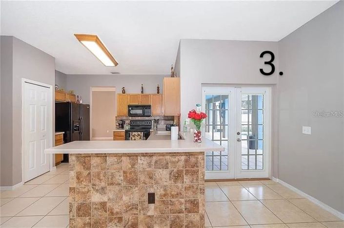 Image No.8-3 Bed House for sale